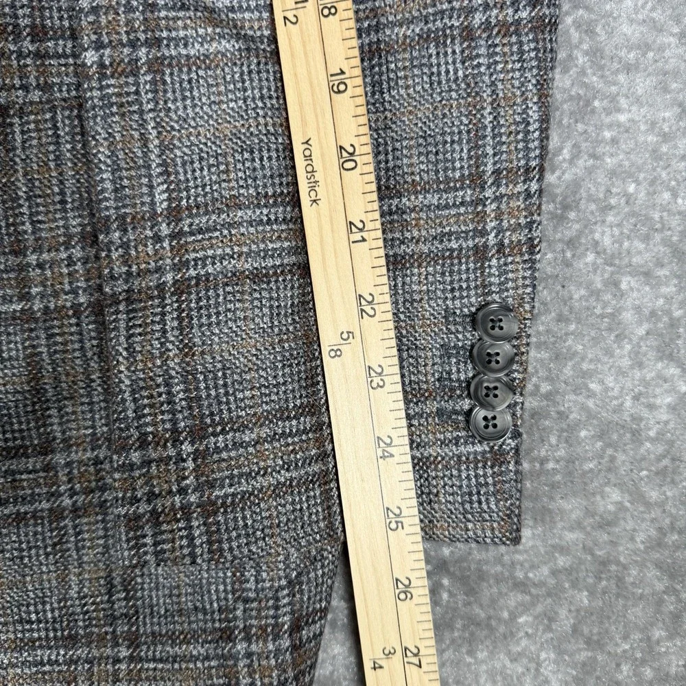 Jos A Bank Blazer Men's 46L Gray Plaid Wool Two Button Lanifico Di‎ Pray
